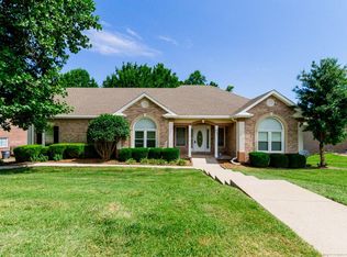 645 Potomac Dr, Clarksville, TN 37043