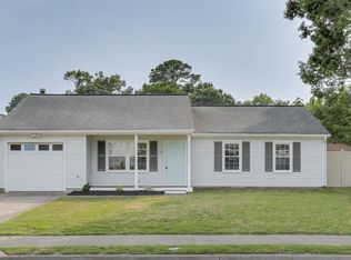 165 Fairmont Dr, Hampton, VA 23666