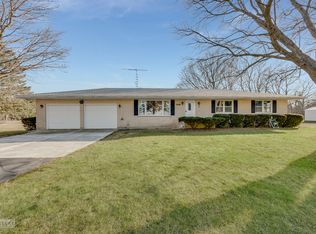 14842 Duffy Rd, Hinckley, IL 60520