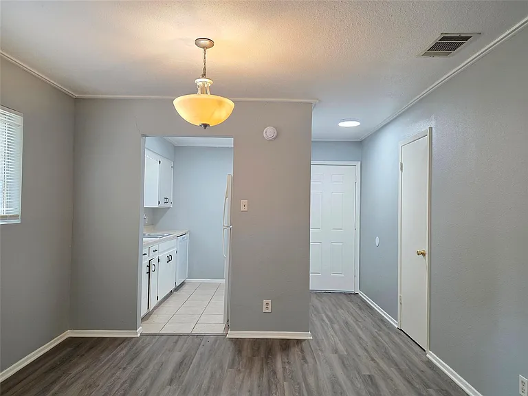 1811 Magnolia Dr #B — Photo 5