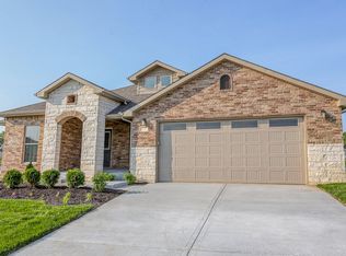 8302 Greentree Dr, Lenexa, KS 66227