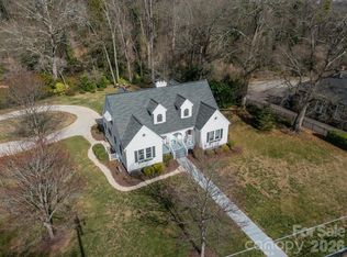 27 Circle Dr, Belmont, NC 28012