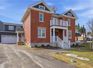 8946 Creditview Rd, Brampton, ON L6Y 0G5