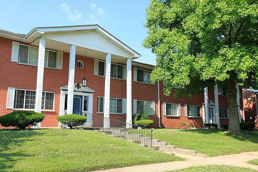 Des Arboles Apartments — Photo 1