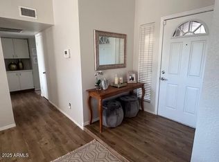 13 W Wickieup Ln, Phoenix, AZ 85027