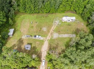 6857 N Coleman Rd, Coleman, MI 48618