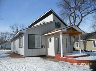 2234 19th Ave, Central City, NE 68826