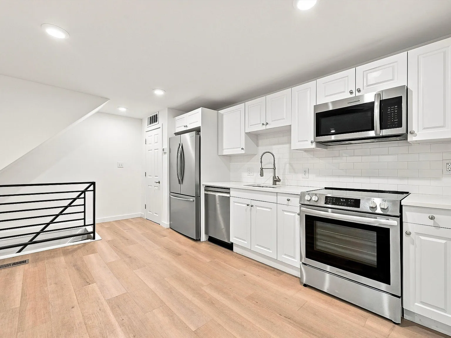 1 bed, $1,741 — Photo 1