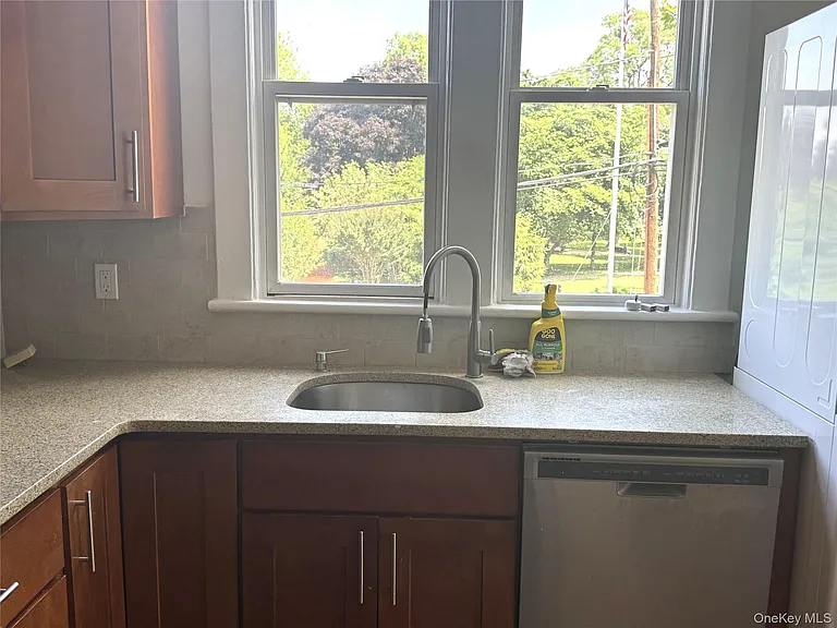 632 Middle Neck Rd #2 — Photo 6