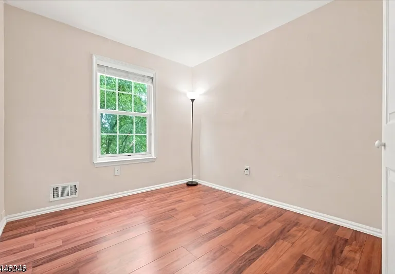 50 Pine St #I-2 — Photo 14