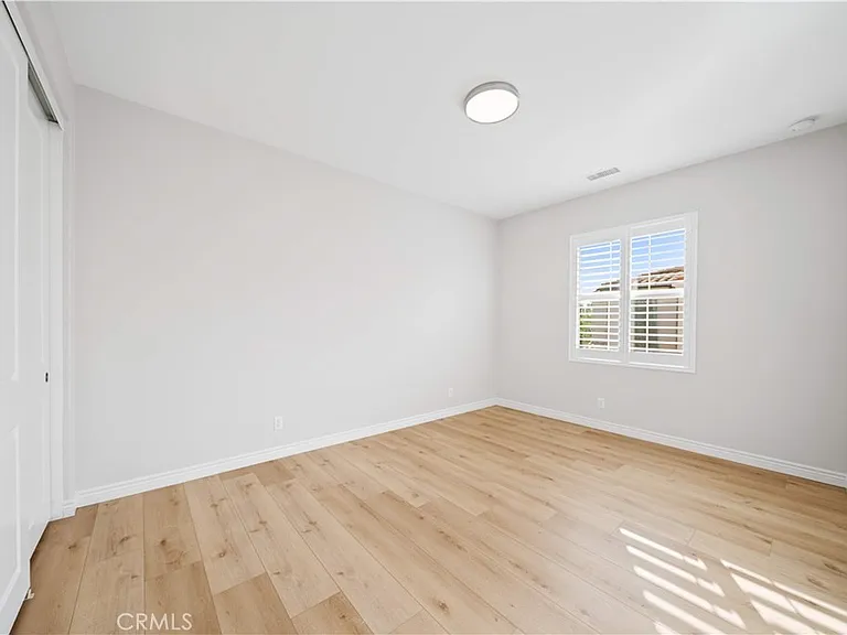 63 Darby — Photo 23