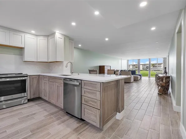 3502 Bimini Ln APT B2, Pompano Beach, FL 33066