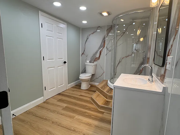 443 Bath Ave — Photo 26