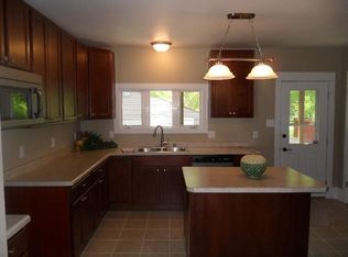 531 E Maple St, Appleton, WI 54915