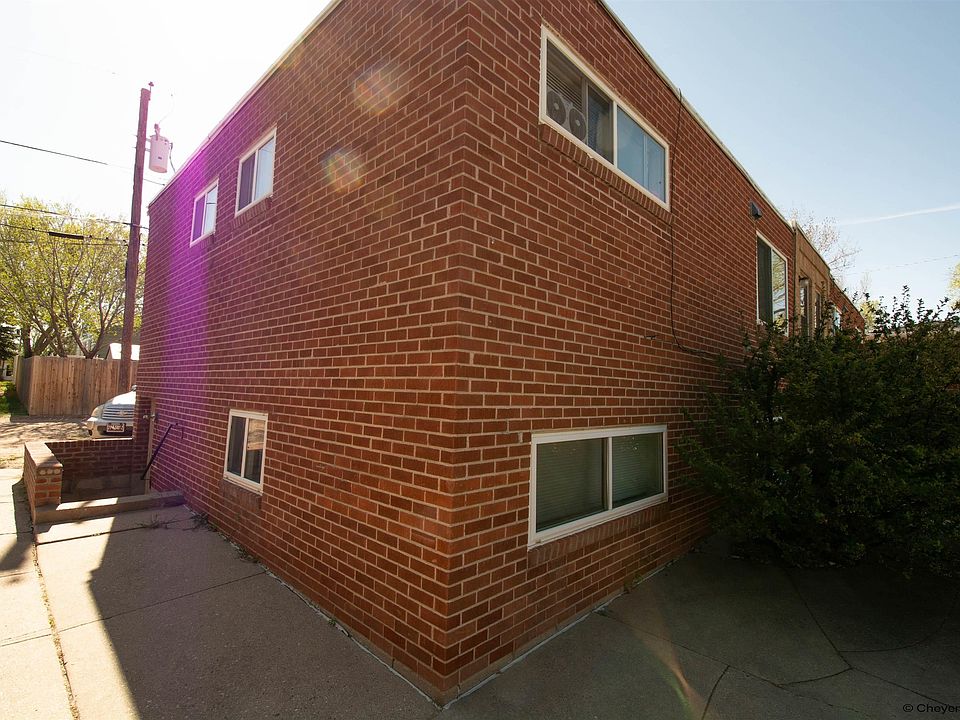 2nd image of 1507 Hot Springs Ave