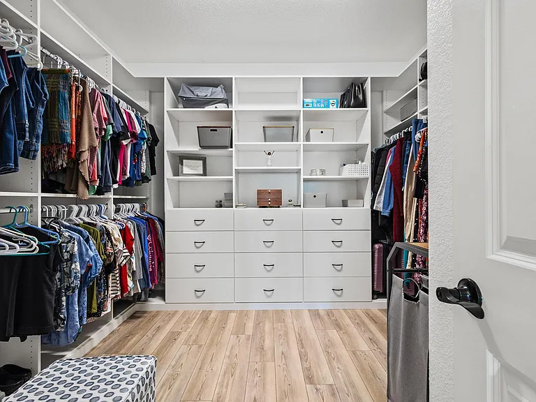 1724 Emmanuel Ln — Photo 13