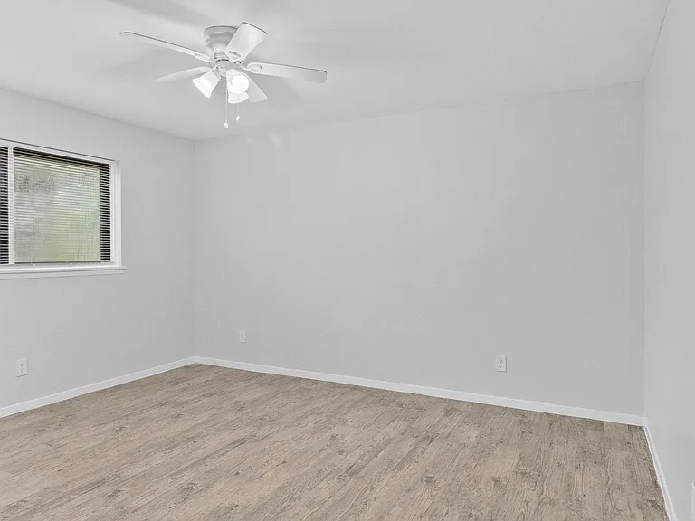 12002 Leitrim Way — Photo 15