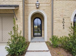 5043 Linnet Ln, Dallas, TX 75209
