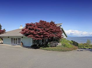1647 Country Club Dr, Camano Island, WA 98282