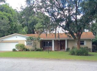 221 Parkdale Ave, Deland, FL 32724