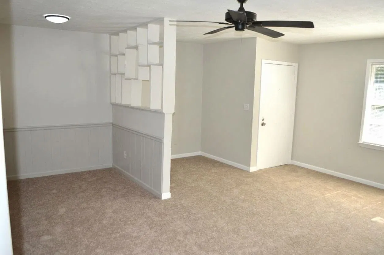 Updated 2BR/2BA Unit in Downtown Powder Springs — Photo 4