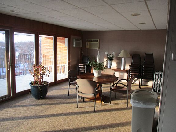 4th image of 4221 Saratoga Ave APT 401A