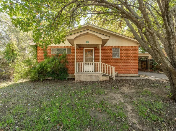 108 E Ross Ave, De Leon, TX 76444