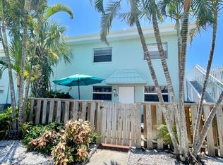 7605 Ridgewood Ave APT 13-1, Cape Canaveral, FL 32920