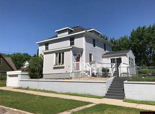 612 5th St S, New Ulm, MN 56073