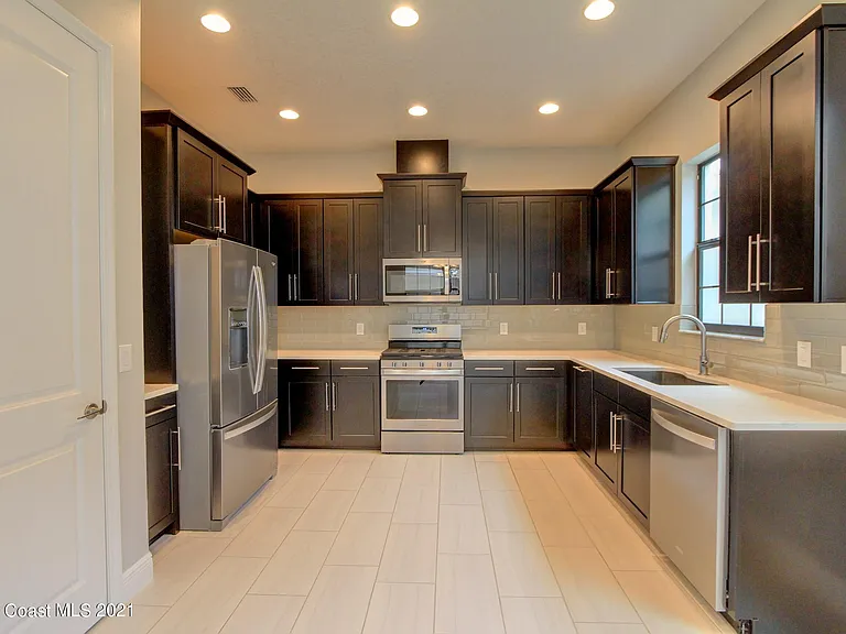 6903 Vista Hermosa Dr — Photo 8