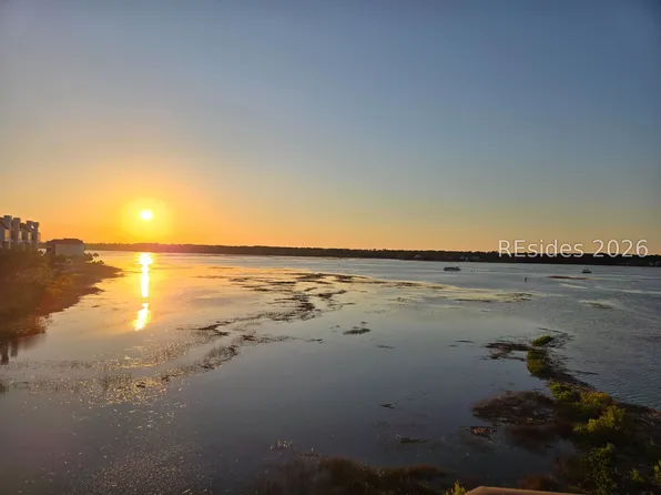 2 Shelter Cove Ln APT 227, Hilton Head Island, SC 29928