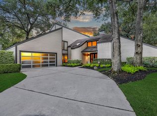 907 Chantilly Ln, Houston, TX 77018