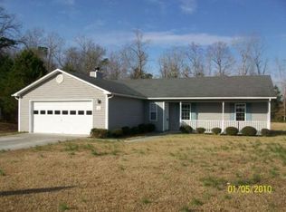 404 Blue Swan Ct, Jacksonville, NC 28540
