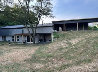 200 Rebecca Ln, Chester, IL 62233