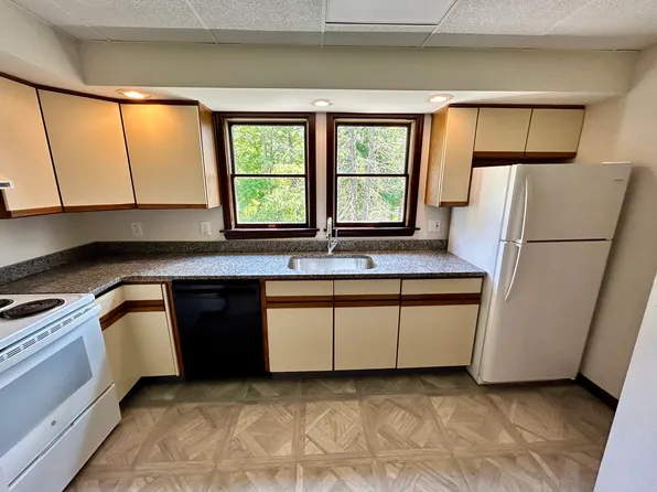 121 Rushbrook Rd #2, Scott Township, PA 18433