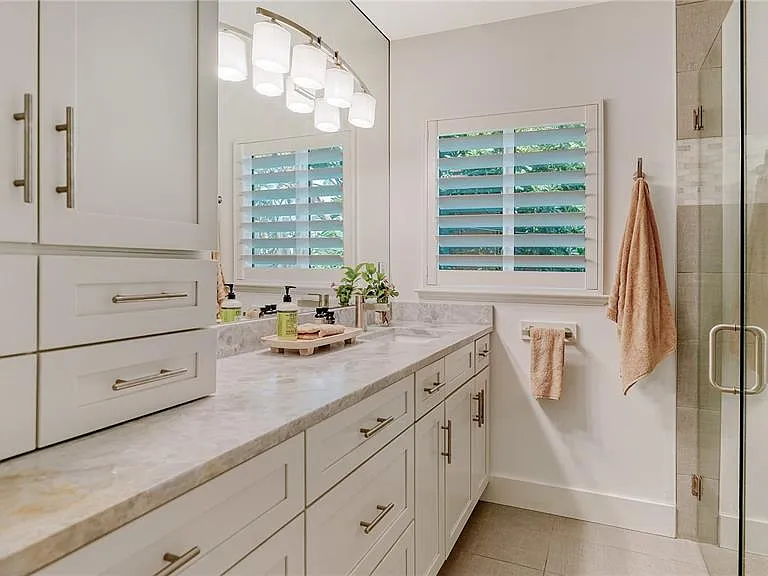 425 McKinley Dr — Photo 31