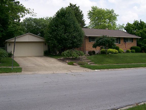 2nd image of 5400 Autumn Pl
