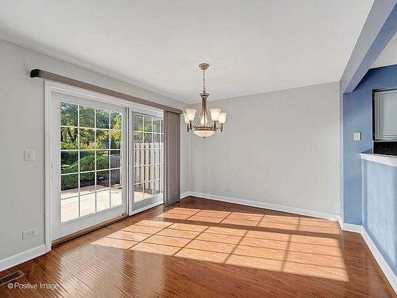 5th image of 150 Benton Ln