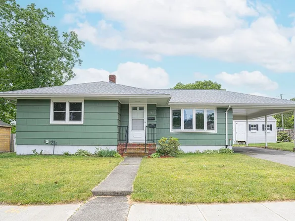 166 Armsby St, New Bedford, MA 02745