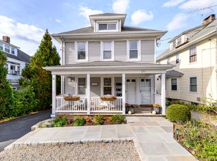 231 Flax Hill Rd #B, Norwalk, CT 06854