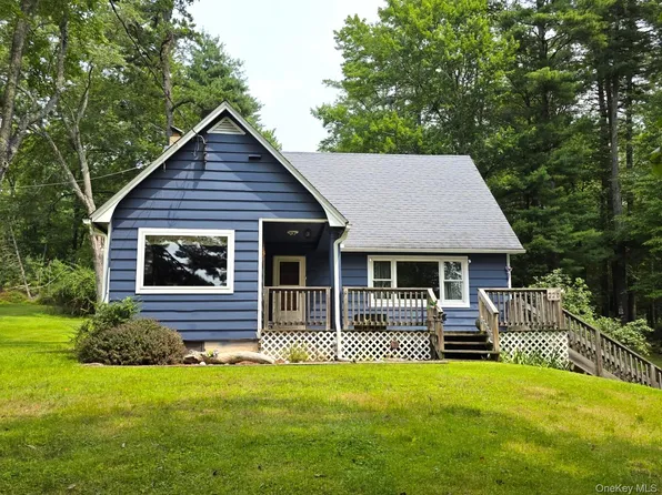 220 Mail Road, Barryville, NY 12719