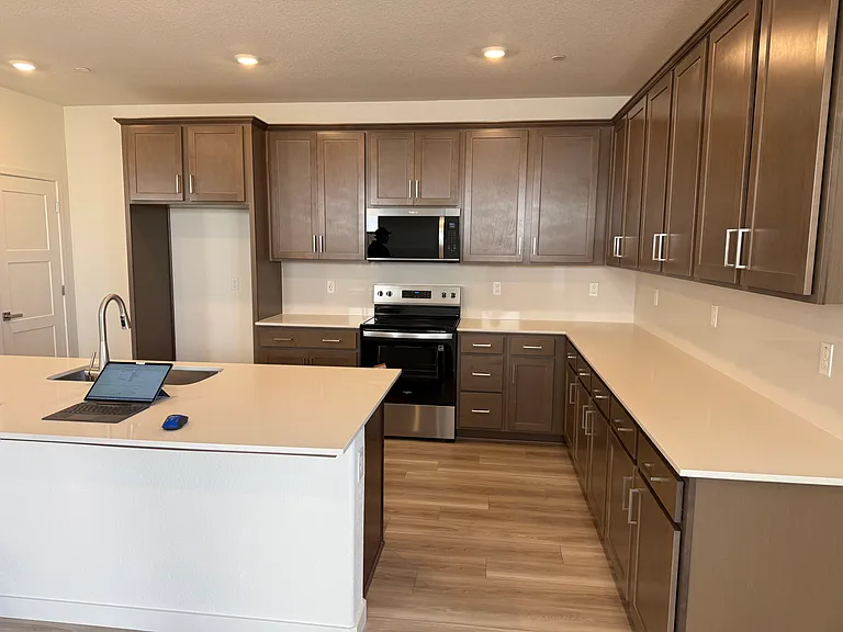 4533 Field View Dr — Photo 19