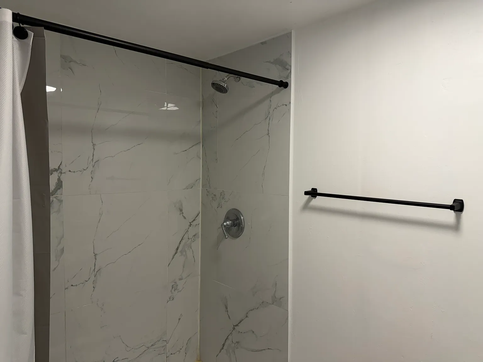 2 bed, 948 sqft, $1,600 — Photo 3