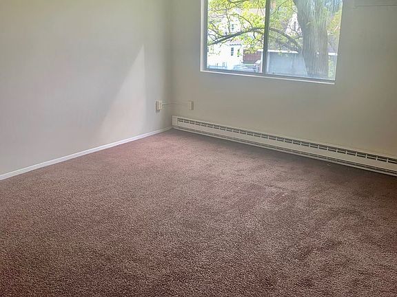 5th image of 802 Pond St #207