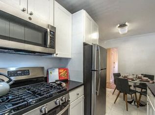 St Paul Gardens, Brookline, MA 02446