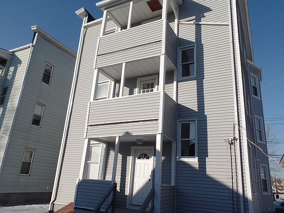 4th image of 114 Norman St