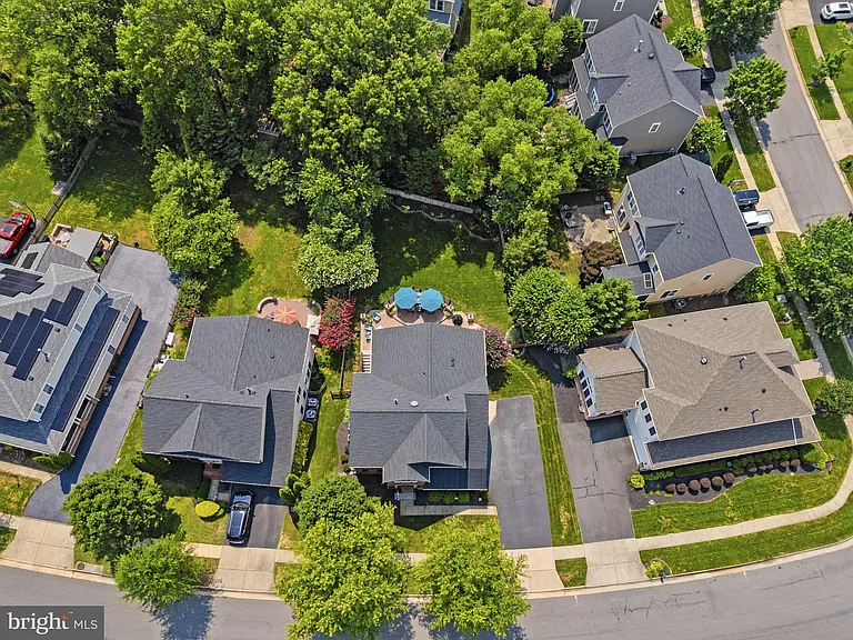 43550 Riverpoint Dr — Photo 41