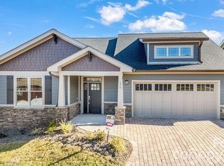 182 Waightstill Dr, Arden, NC 28704