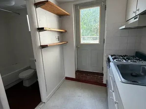 315 South St APT 3, Philadelphia, PA 19147