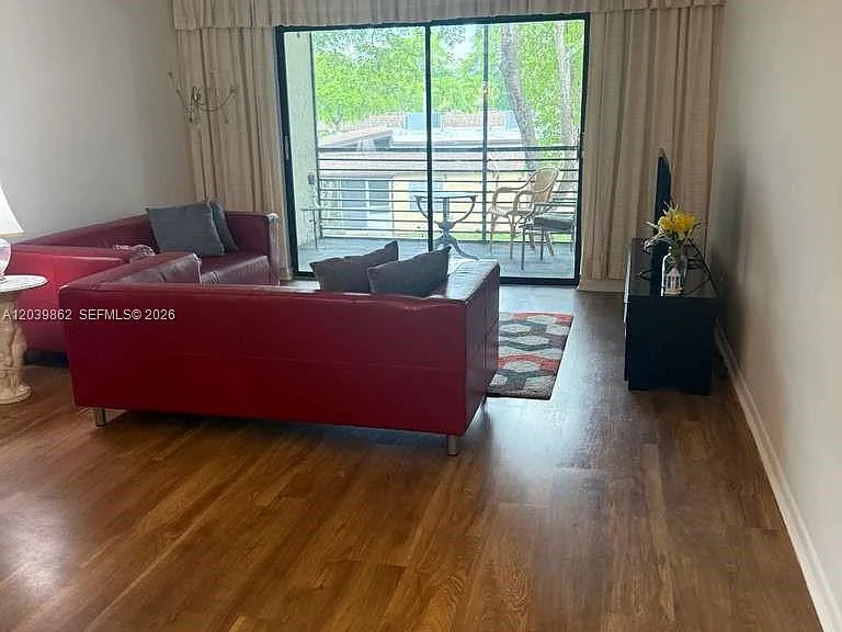 2 Briarwood Cir #212 — Photo 19